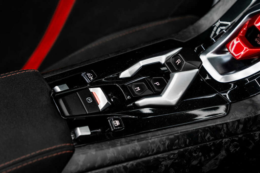 Lamborghini Huracan Performante Black #30