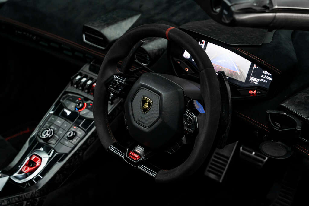 Lamborghini Huracan Performante Black #20
