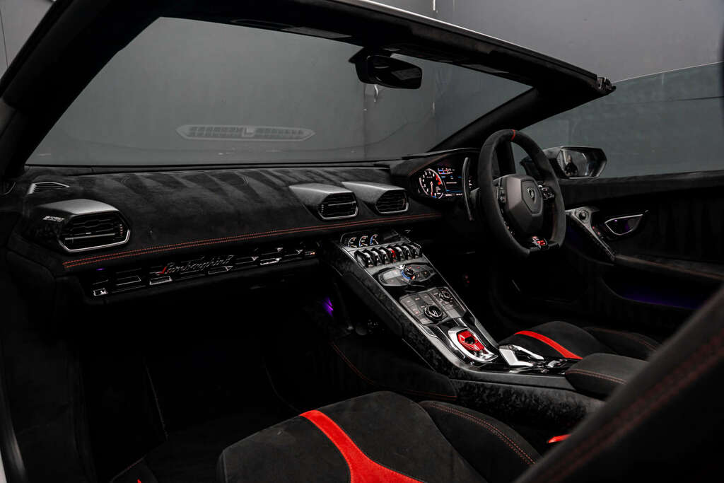 Lamborghini Huracan Performante Black #54