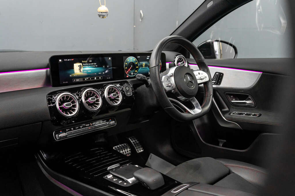 Mercedes-Benz A Class Amg Line Premium E  #2