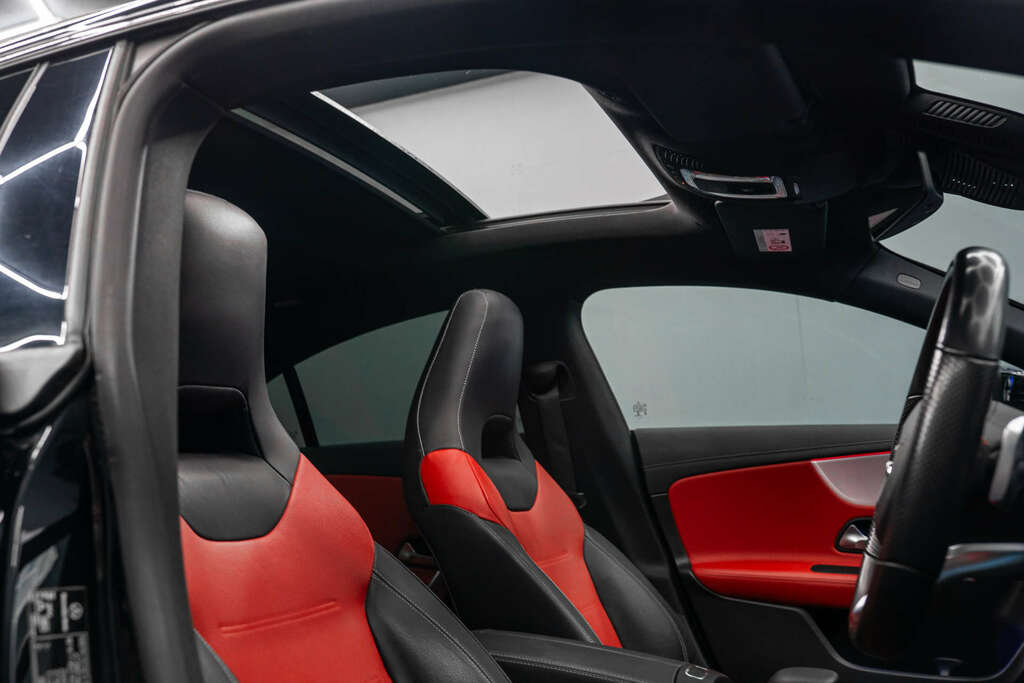 Mercedes-Benz 250 Cla Amg Line Premium E  #2