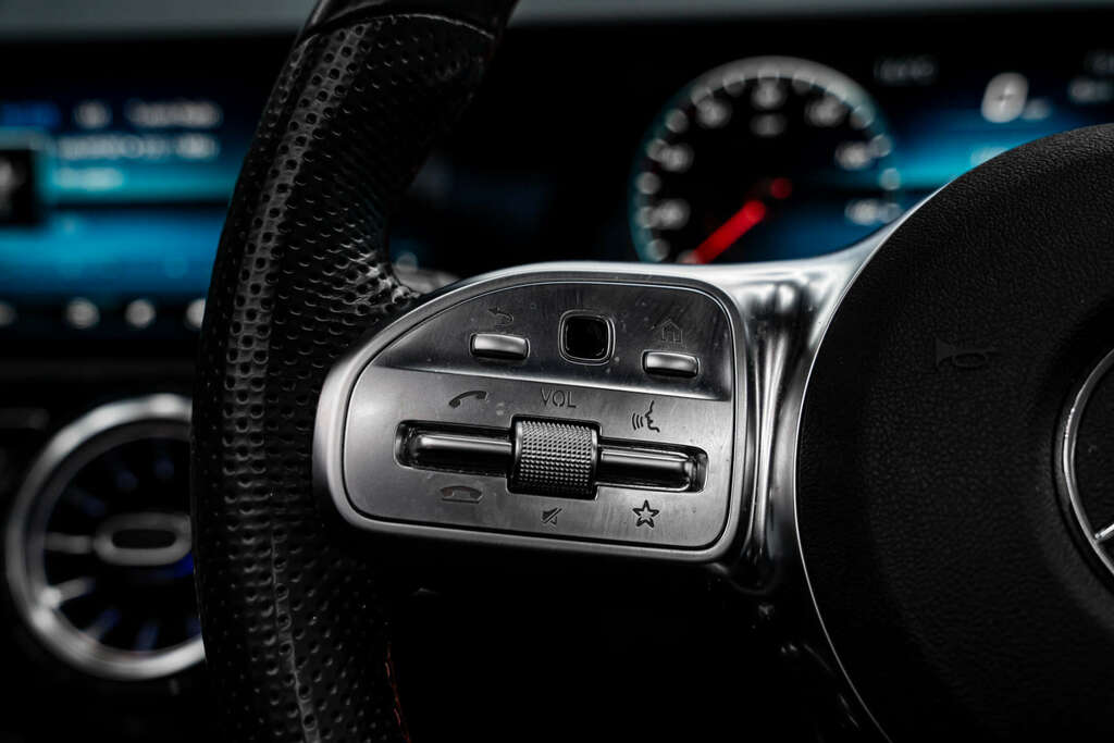 Mercedes-Benz 250 Cla Amg Line Premium E  #32
