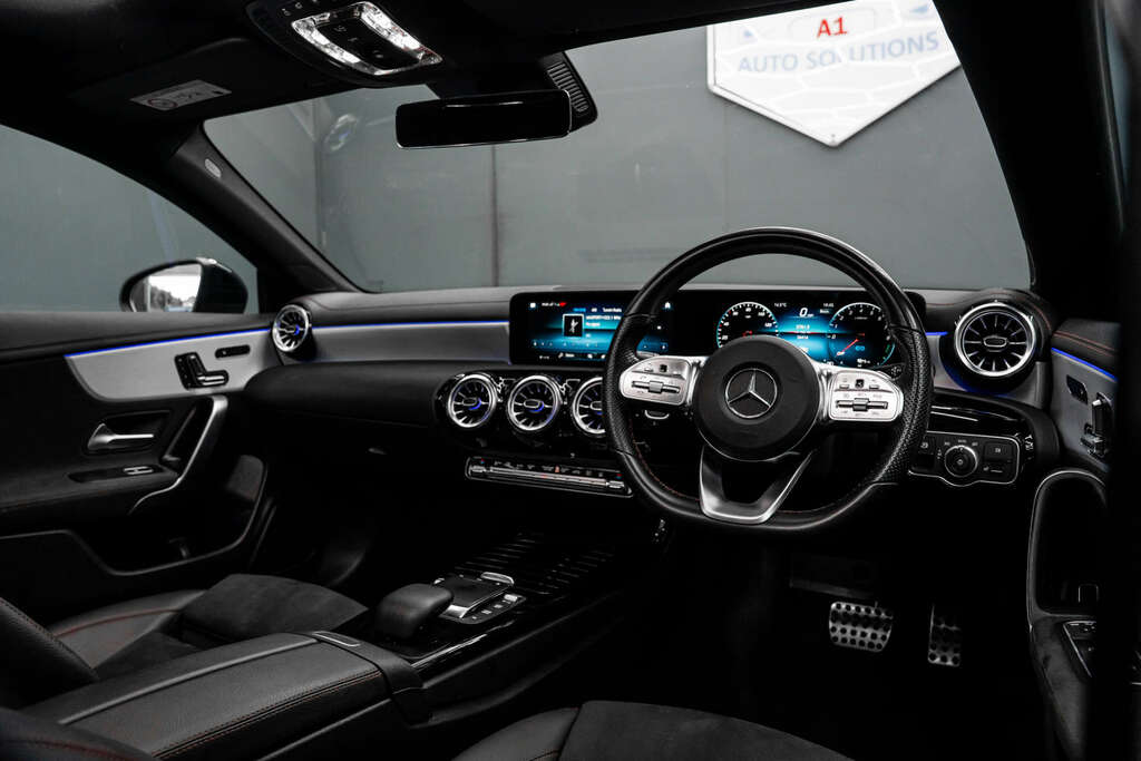 Mercedes-Benz 250 Cla Amg Line Premium E  #4
