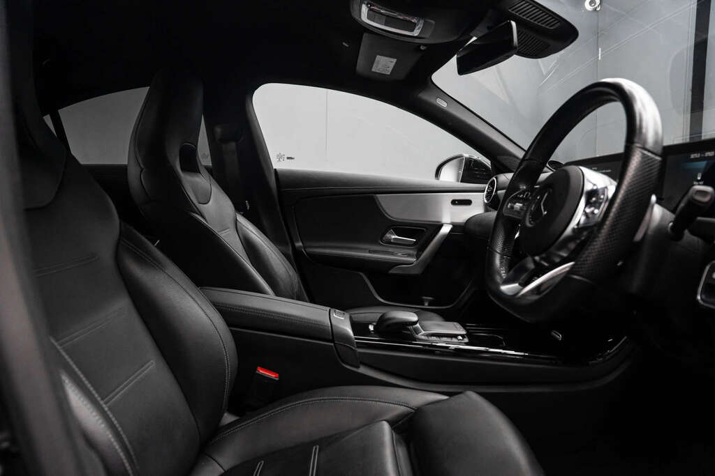 Mercedes-Benz CLA Class Amg Line D AV71JDZ Black #6