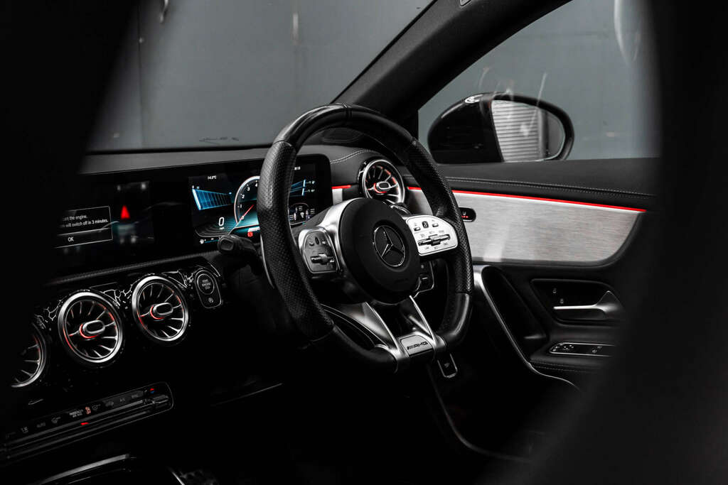 Mercedes-Benz CLA Class Premium 4Matic 4Wd Black #2