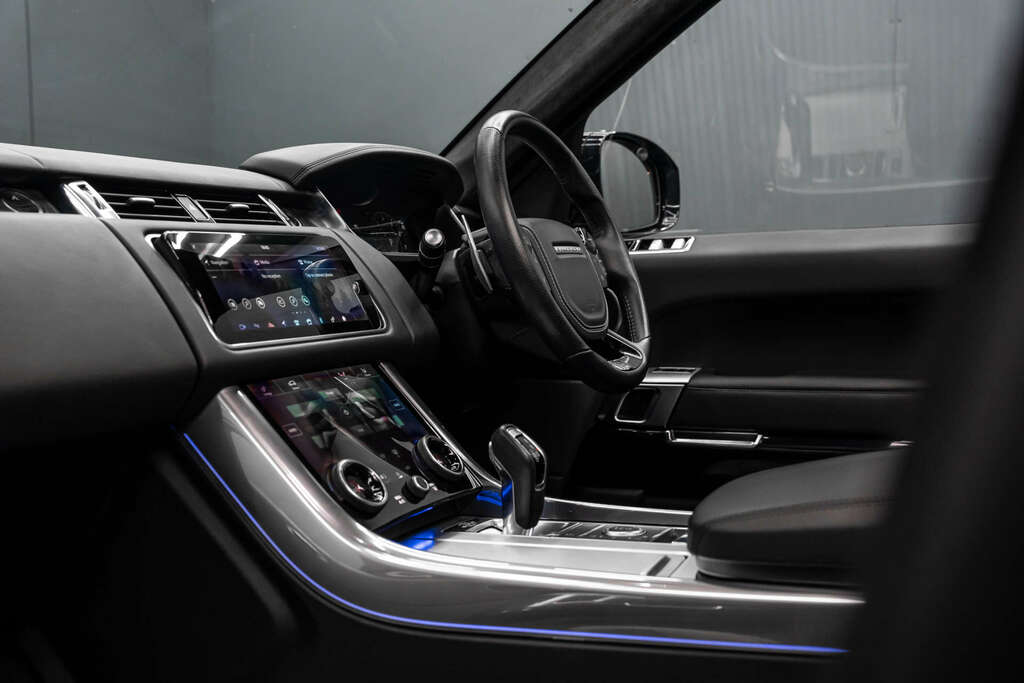 Land Rover Range Rover Sport Svr Sc 4Wd YF71SXK #4