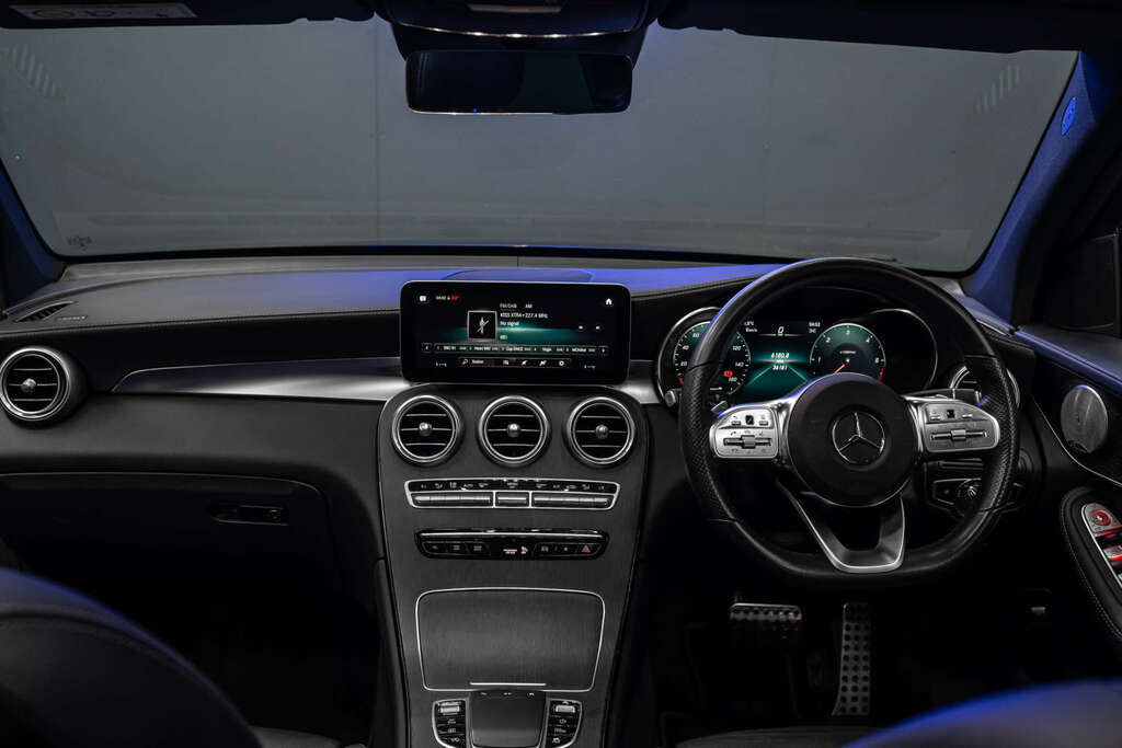 Mercedes-Benz GLC Class 43 4Matic Premium Plus Tct Silver #10