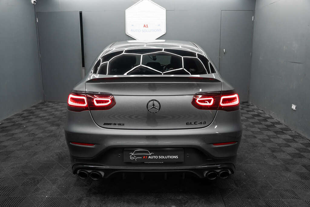 Mercedes-Benz GLC Class Premium 4Matic 4Wd #3