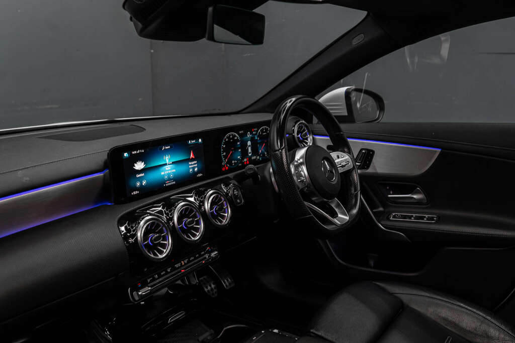 Mercedes-Benz 250 Cla Amg Line Premium E  #39