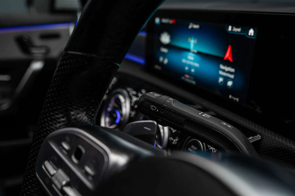 Mercedes-Benz 250 Cla Amg Line Premium E  #32