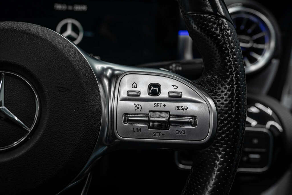 Mercedes-Benz 250 Cla Amg Line Premium E  #29