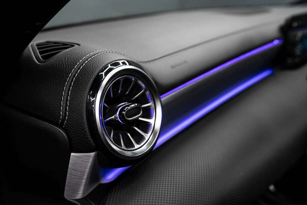 Mercedes-Benz CLA Class Saloon White #38