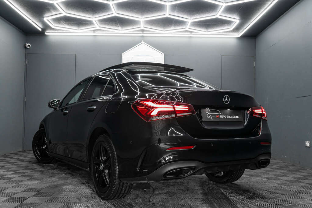 Mercedes-Benz A Class Amg Line Premium Black #3