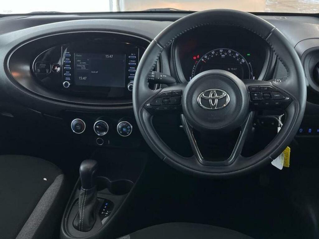 Toyota Aygo X 1.0 Vvt-i Pure X-shift Euro 6 S ... NL72PCF Black #5