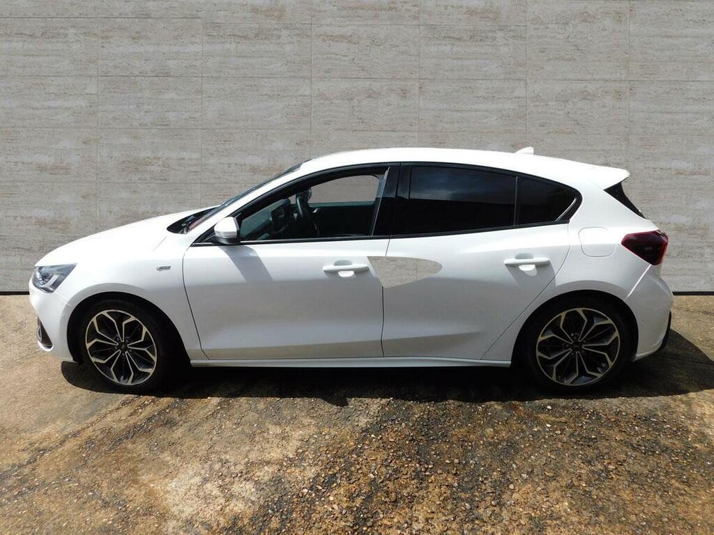 Ford Focus 1.0T Ecoboost Mhev St-line Vignale D... EA72HVK White #5