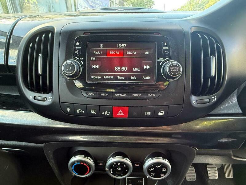 Fiat 500L  White #30