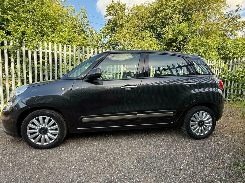 Fiat 500L  White #8