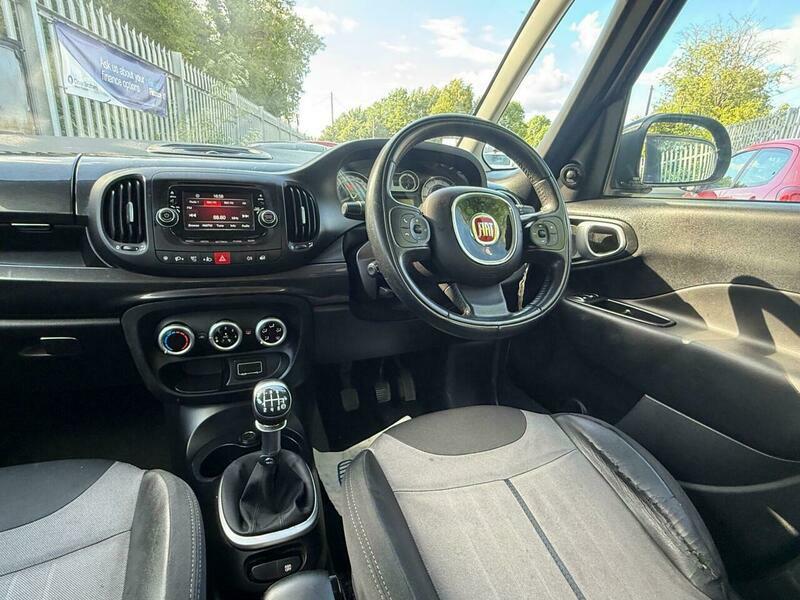 Fiat 500L  White #17