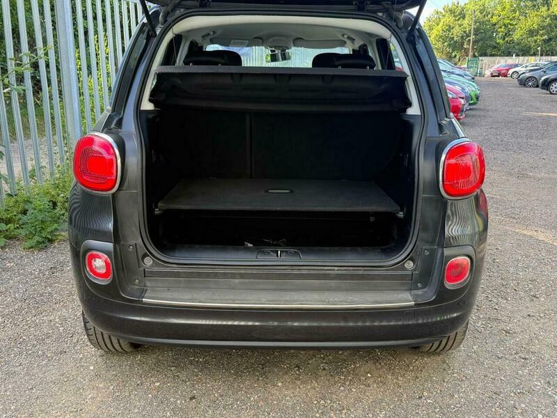Fiat 500L  White #33