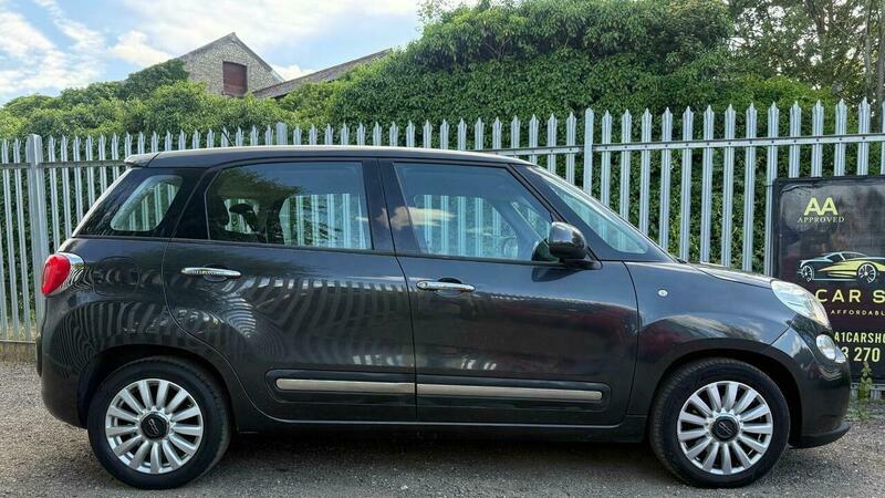 Fiat 500L  White #13