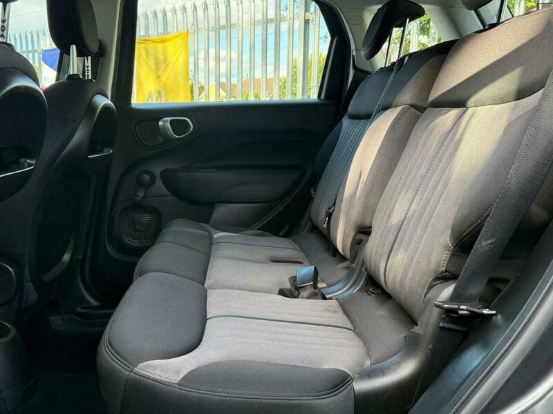 Fiat 500L  White #22