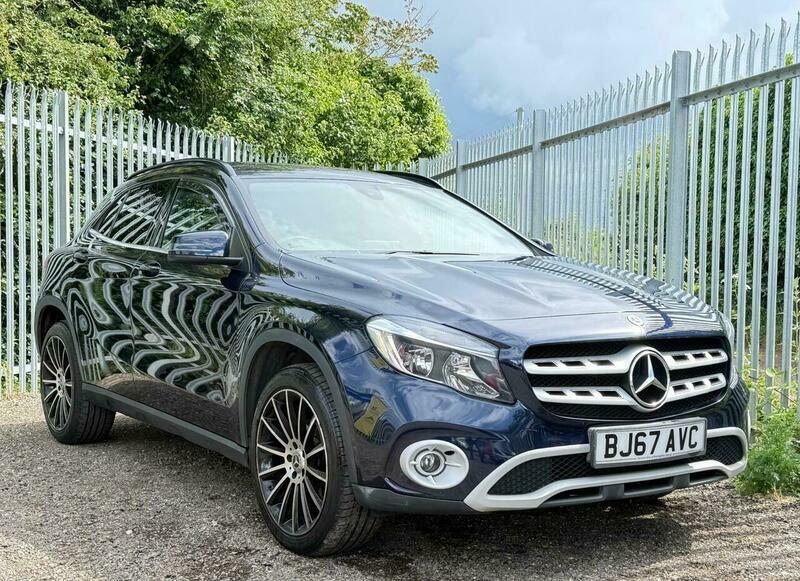 Mercedes-Benz C Class 2.1 Gla200d Se 7G-dct Blue