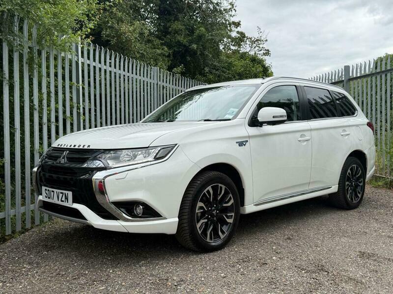 Mitsubishi Outlander 2.0H 12Kwh 4H Cvt White #5