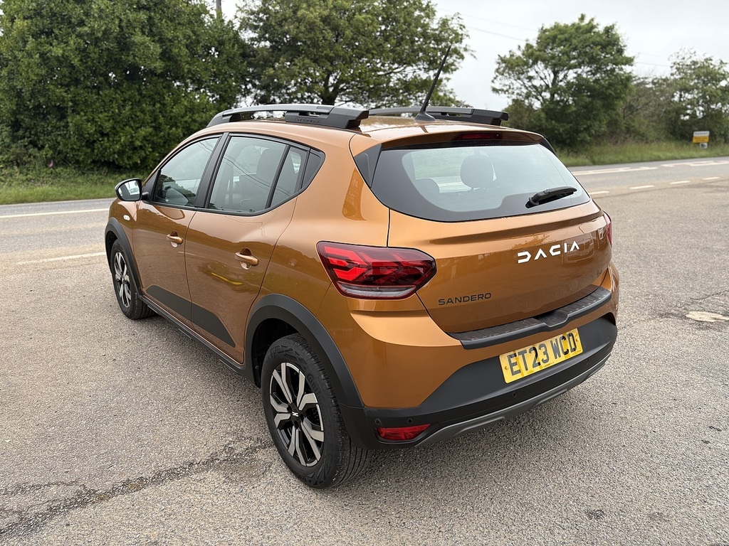 Dacia Sandero Stepway Tce Journey ET23WCD Orange #2