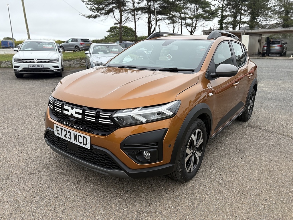 Dacia Sandero Stepway Tce Journey ET23WCD Orange