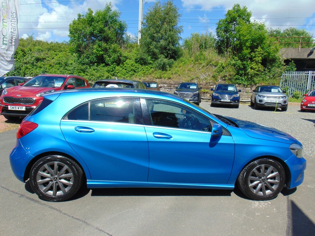 Mercedes-Benz A Class Hatchback 1.5 A180 Cdi Eco Se Mot May 2027 Low SG64YPZ Blue #2