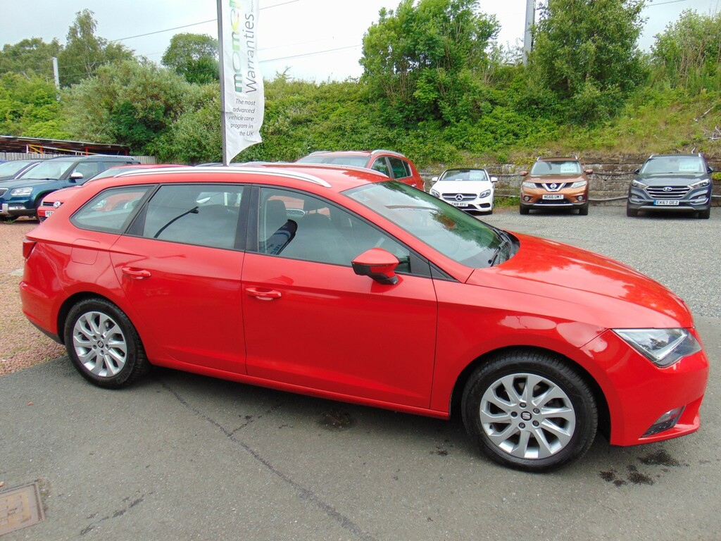 Seat Leon 2.0 Tdi Cr Se Mot April 2027 Finance Available Red