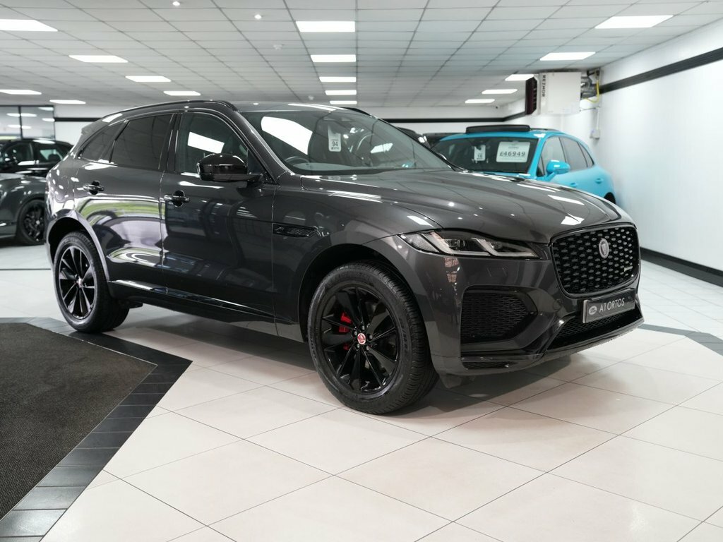 Jaguar F-Pace 2L R-dynamic Black Grey