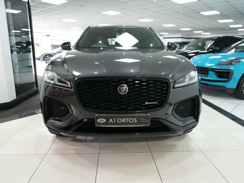 Jaguar F-Pace 2L R-dynamic Black YT72CGV Grey #2