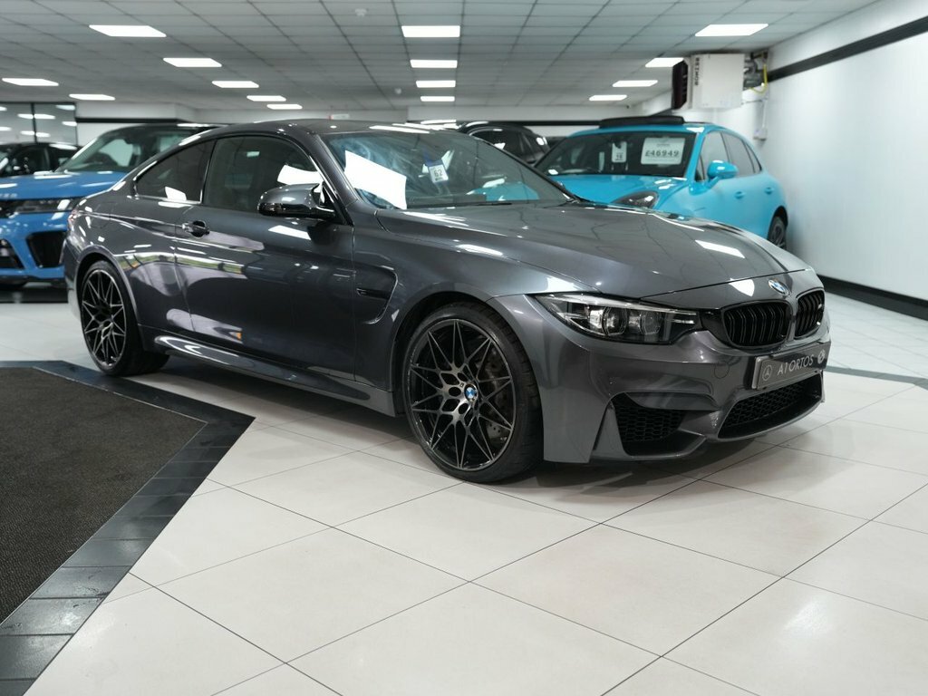 BMW M4 3L Competition Grey