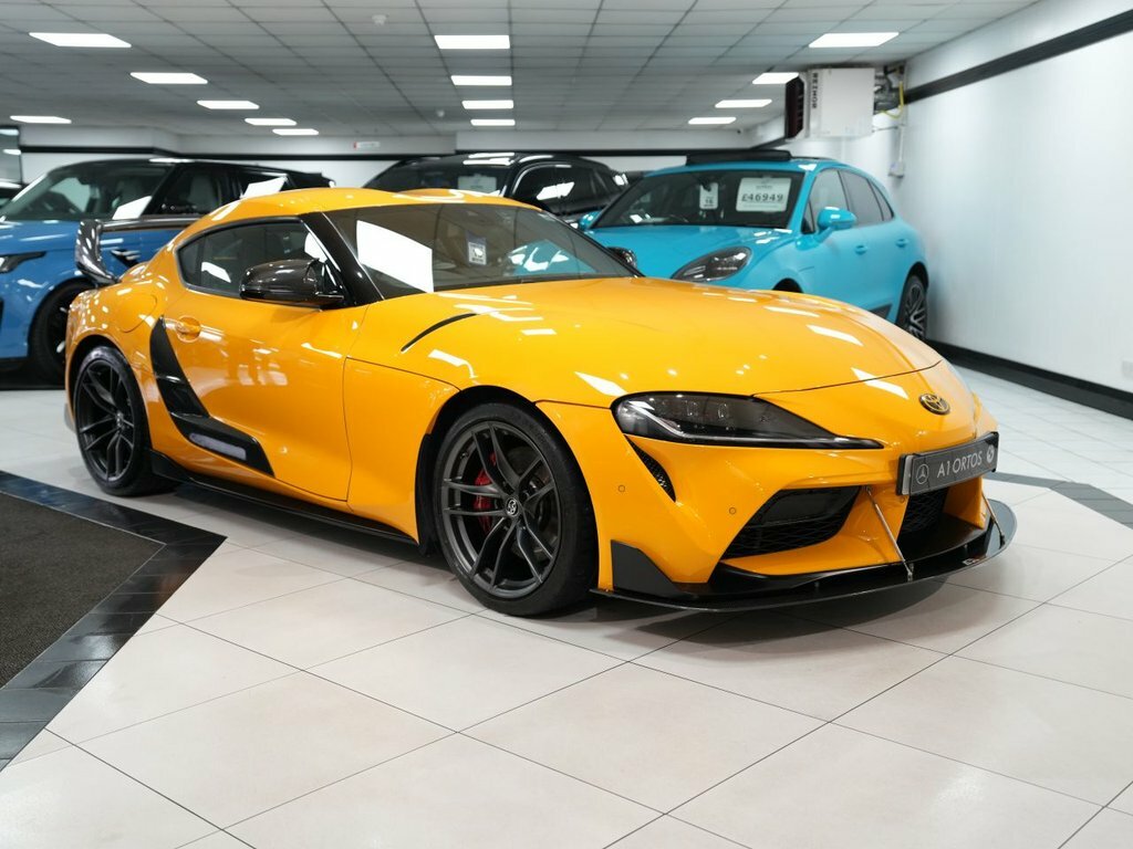 Toyota Supra 3L Gr Pro Yellow