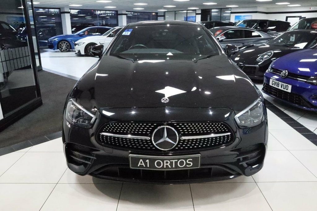 Mercedes-Benz E Class 2L Amg Line Night Edition Black #2