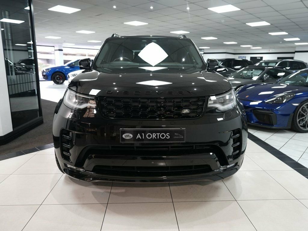 Land Rover Discovery 3L Dynamic Hse Black #2