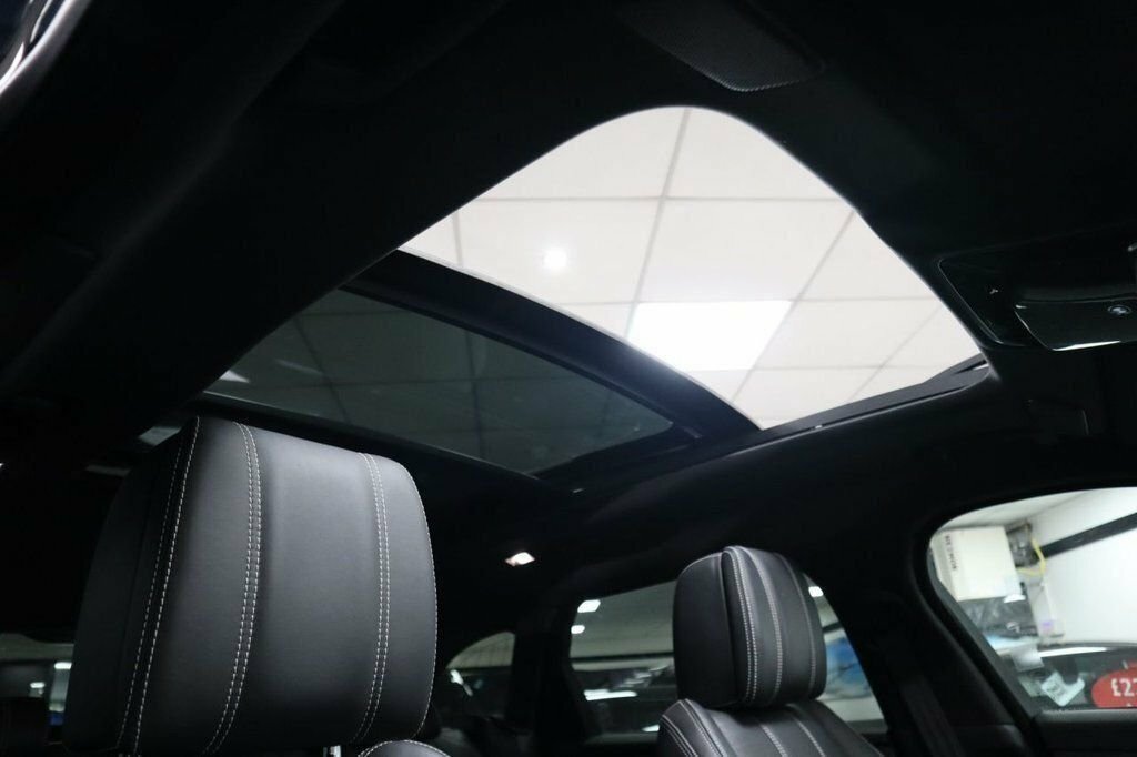 Land Rover Range Rover Velar 2L R-dynamic Se Black #3