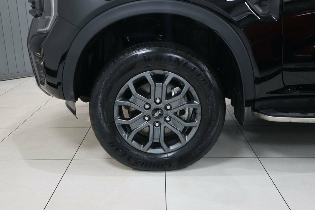 Ford Ranger 2L Wildtrak Black #5