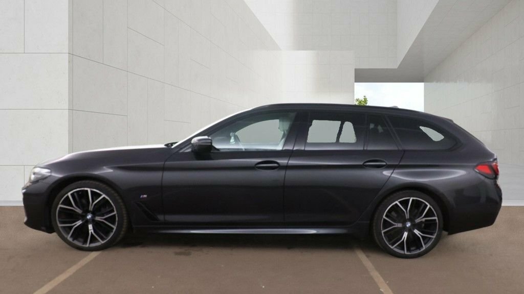 BMW 5 Series 3L M Sport Grey #4