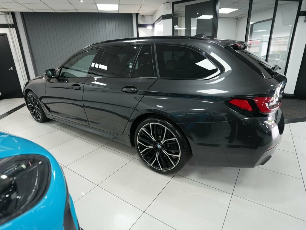 BMW 5 Series 3L M Sport YB70LLX Grey #5