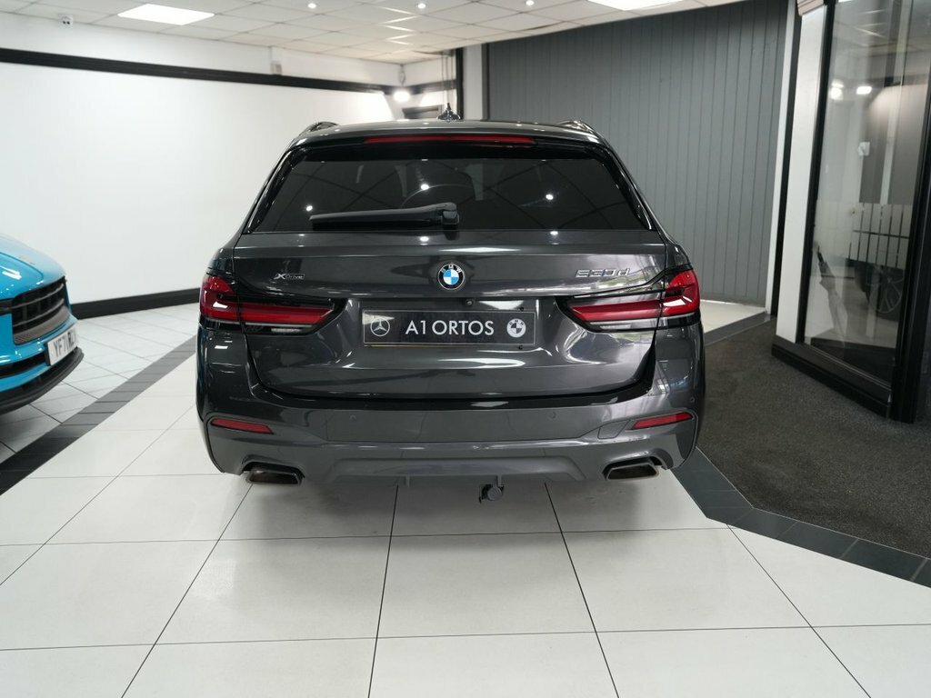 BMW 5 Series 3L M Sport YB70LLX Grey #6