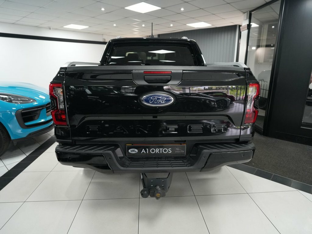 Ford Ranger 2L Wildtrak Black #6