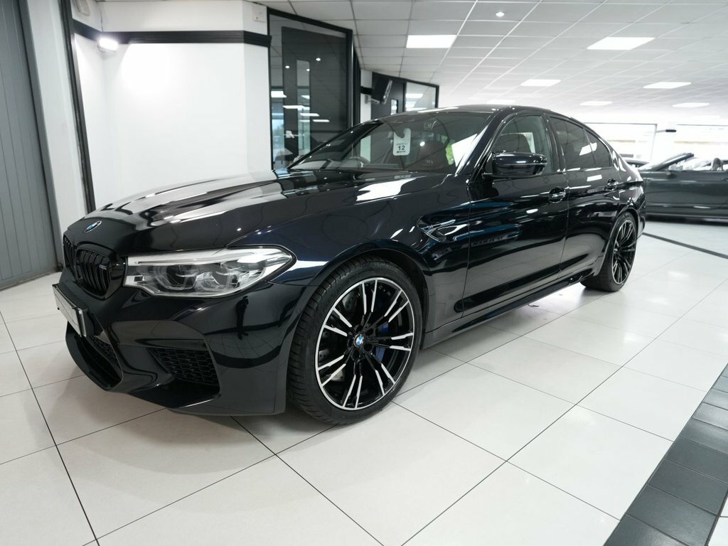 BMW M5 Saloon Black #4