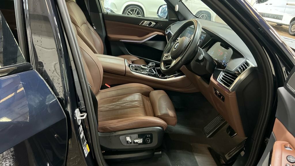 BMW X5 3L M Sport Black #4