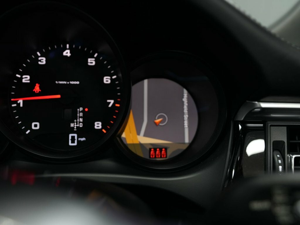 Porsche Macan Pdk 242 Bhp Black #28