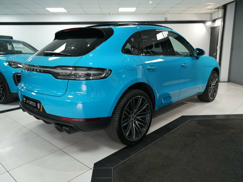 Porsche Macan Pdk 242 Bhp Black #8
