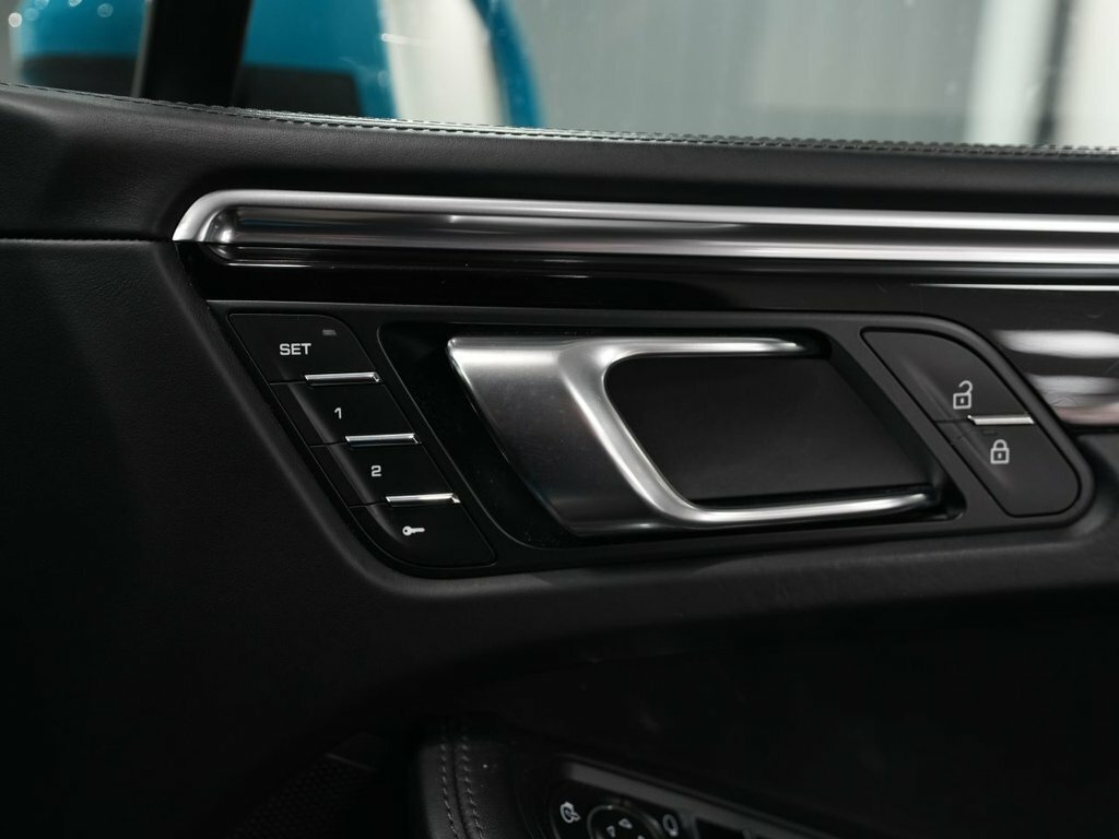 Porsche Macan Pdk 242 Bhp Black #11
