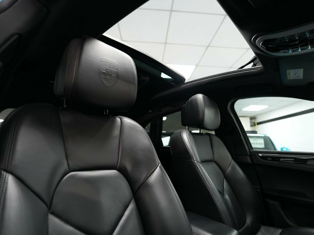 Porsche Macan Suv Blue #3