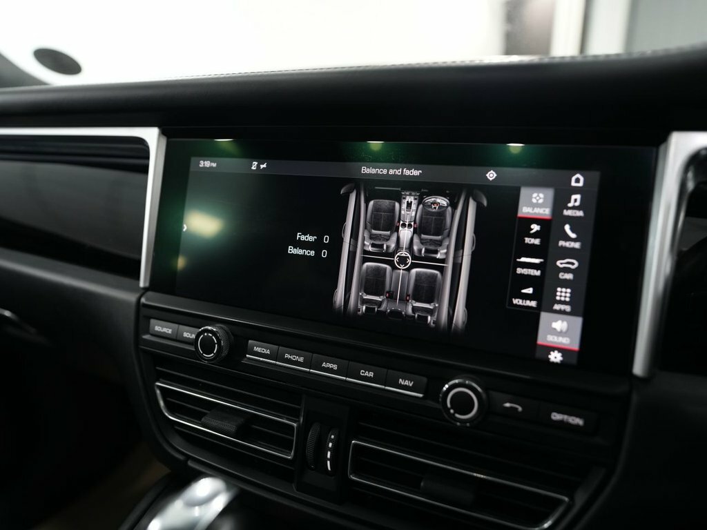 Porsche Macan Pdk 242 Bhp Black #37